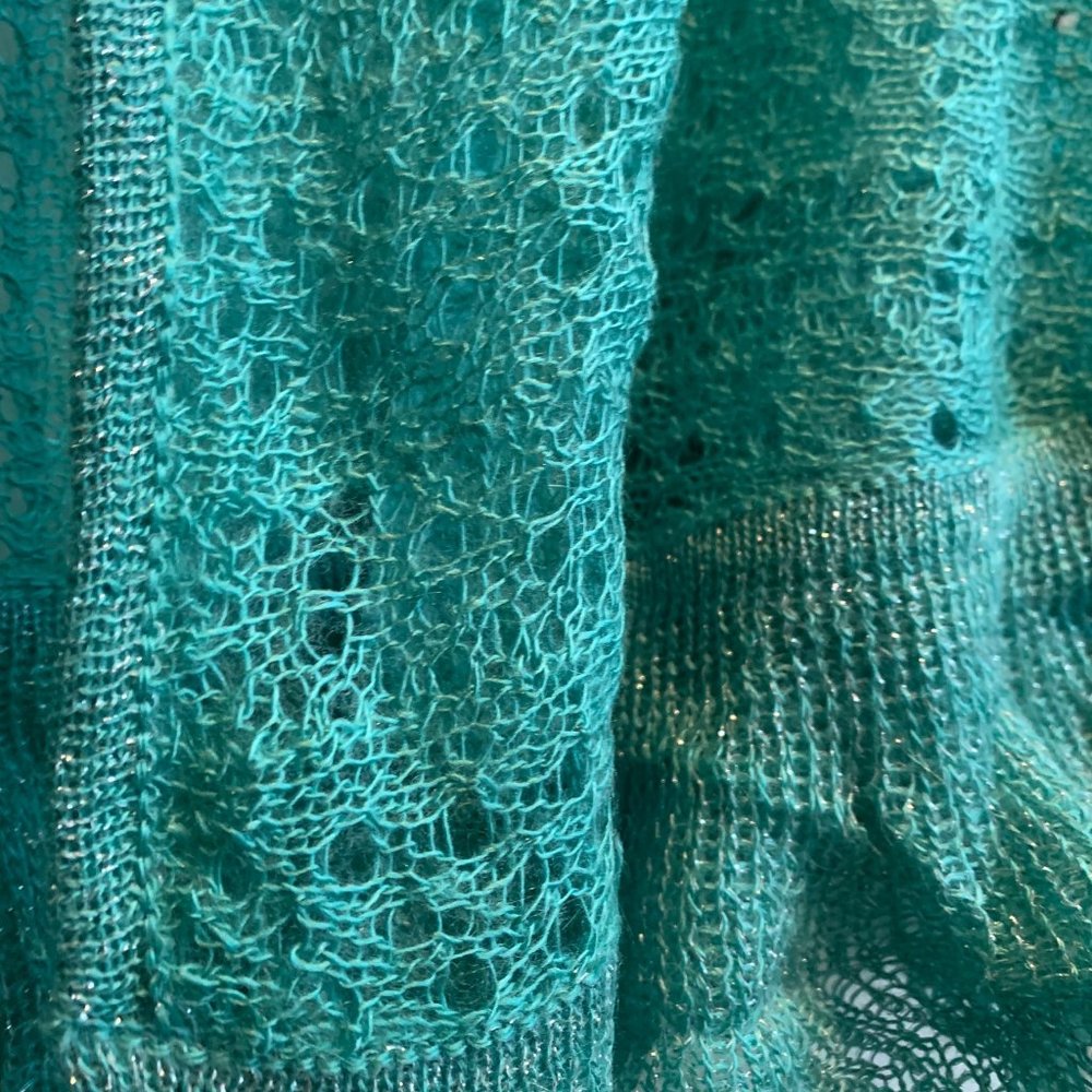 Shawl - Picture 6 of 7